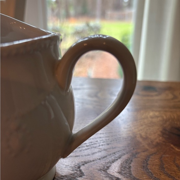 Lenox French Perle creamer - Picture 3 of 13